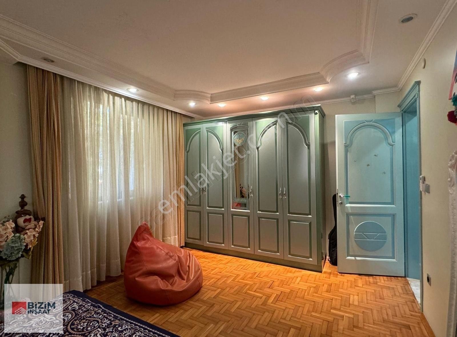 Silivri Gümüşyaka Mahallesi'nin Gözde Yalısı 3000m2 - Görsel 5