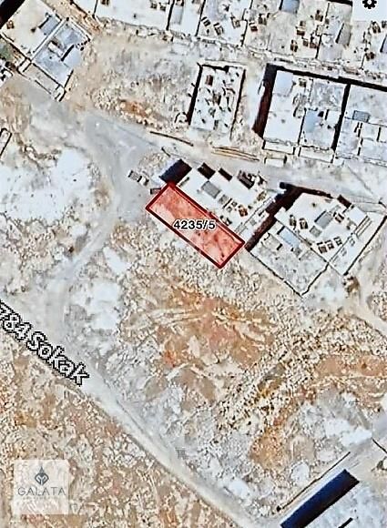 Galata'dan Eyyübiye Osmanlı Mahallesinde İmarlı Satılık Arsa