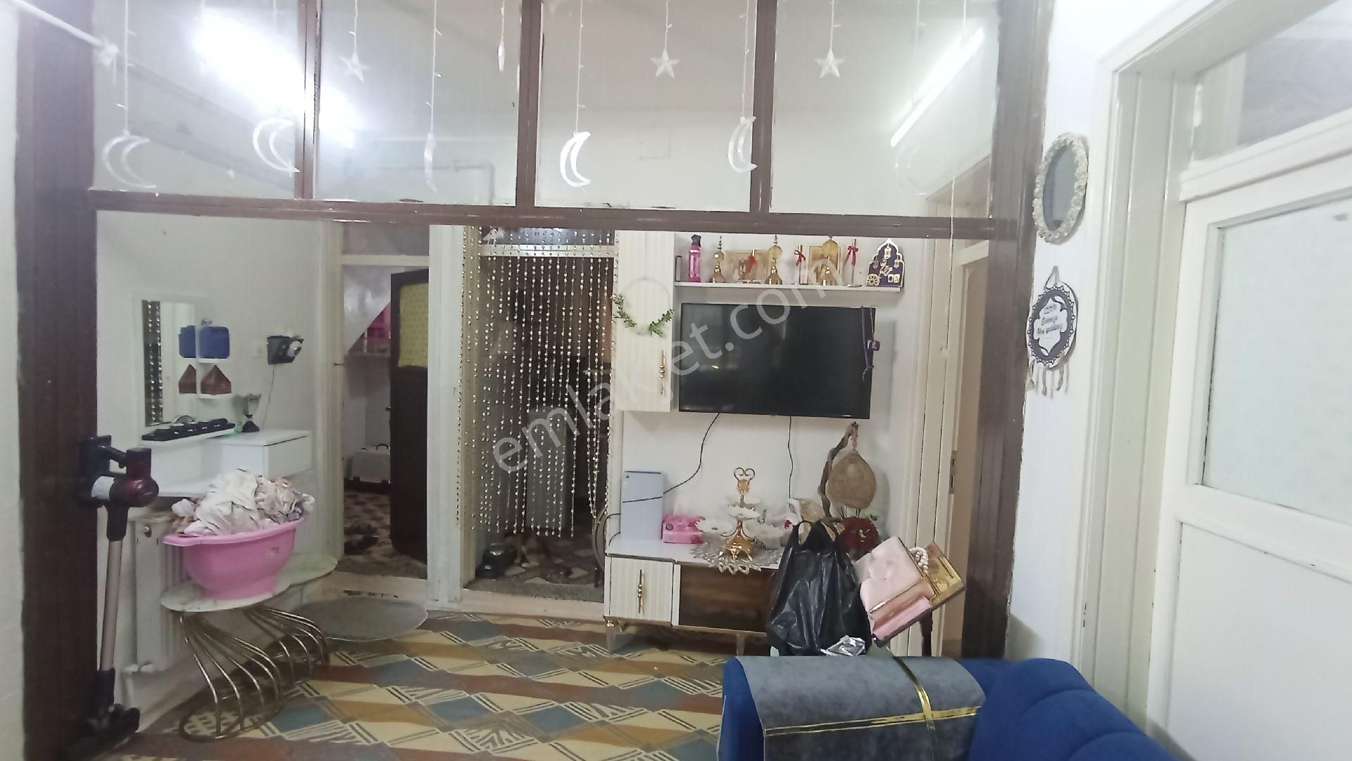 Yukarıbayır Mahlesinde 3 Katlı Müstakil Ev - Görsel 13