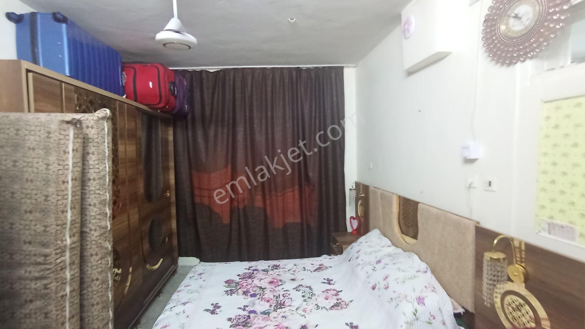 Yukarıbayır Mahlesinde 3 Katlı Müstakil Ev - Görsel 19