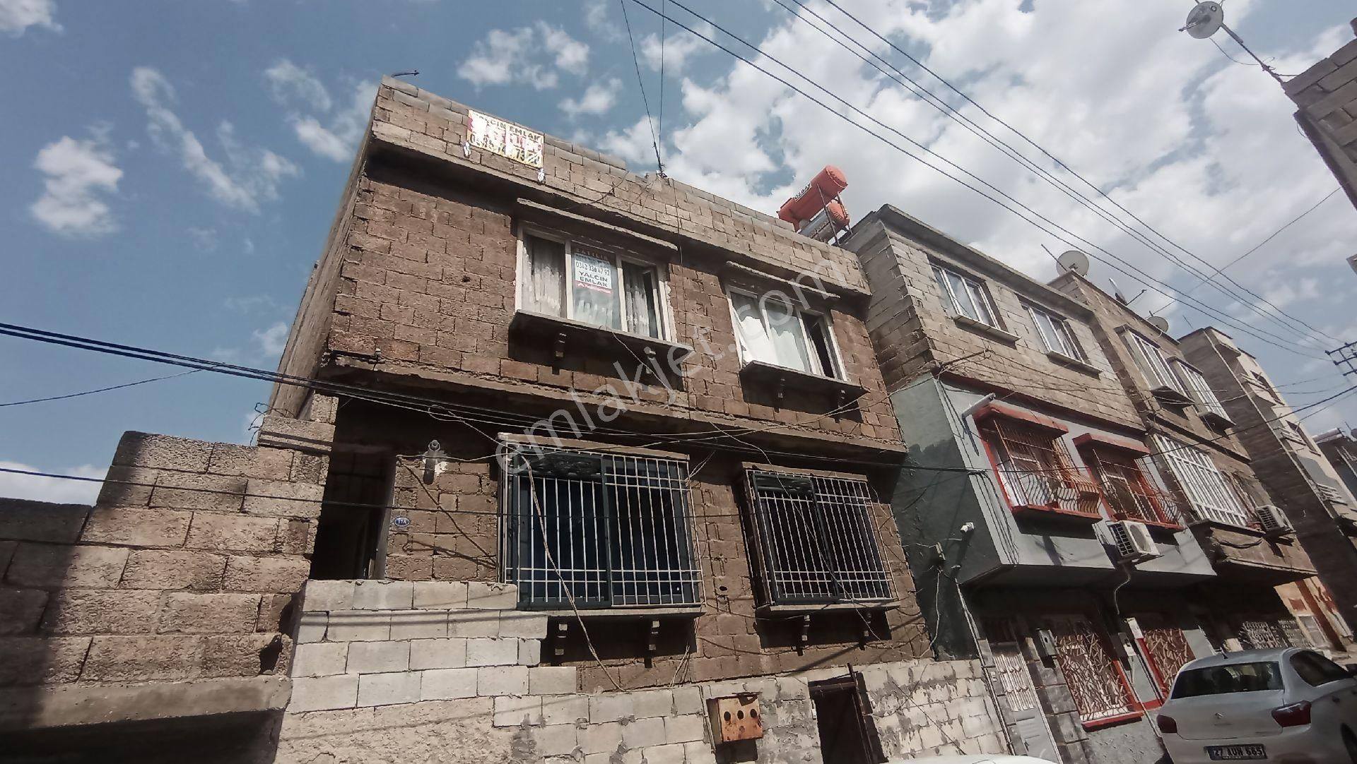 Yukarıbayır Mahlesinde 3 Katlı Müstakil Ev - Görsel 26