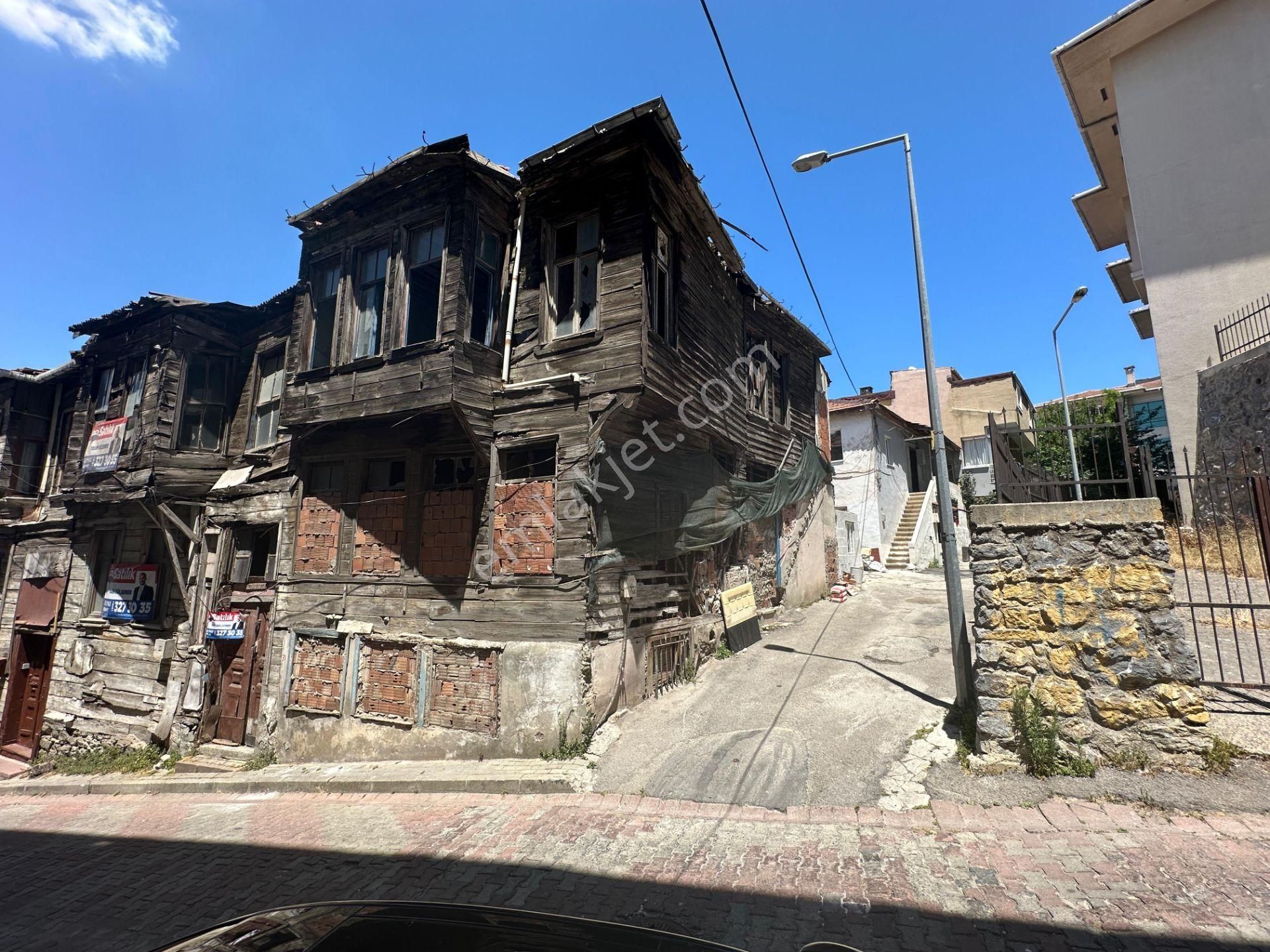 Valide Atik 'de Satılık Müstakil Tarihi Eser Bina - Görsel 6