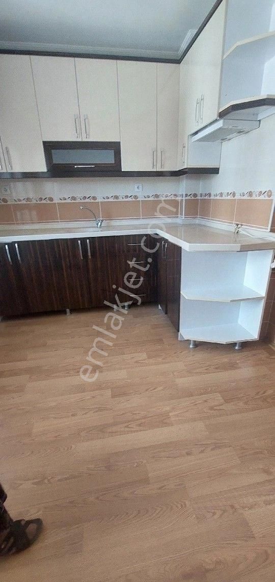 Keçiören Aktepe Mah. 3+1 Yeni Binada Y.giriş