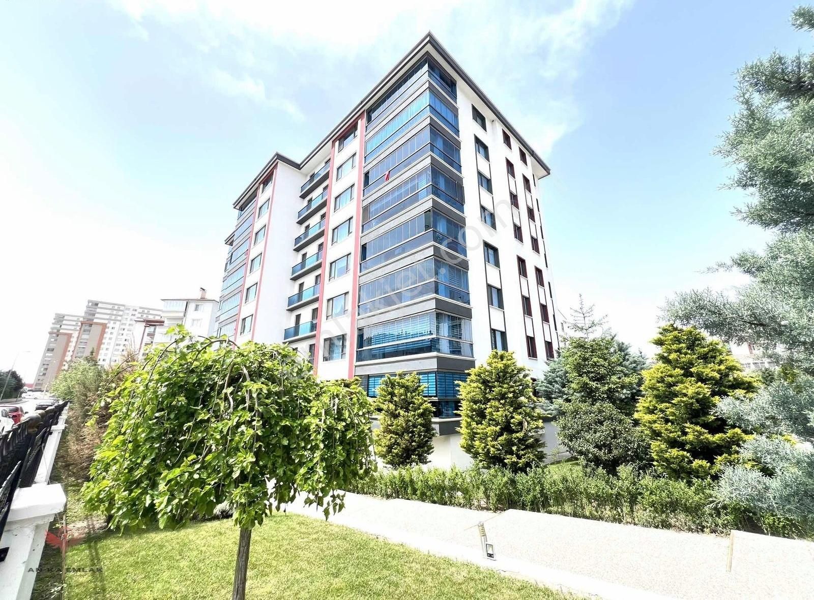 An-ka ' Dan Şehit Osman Avcı'da Ara Kat Kaliteli Fırsat Daire !