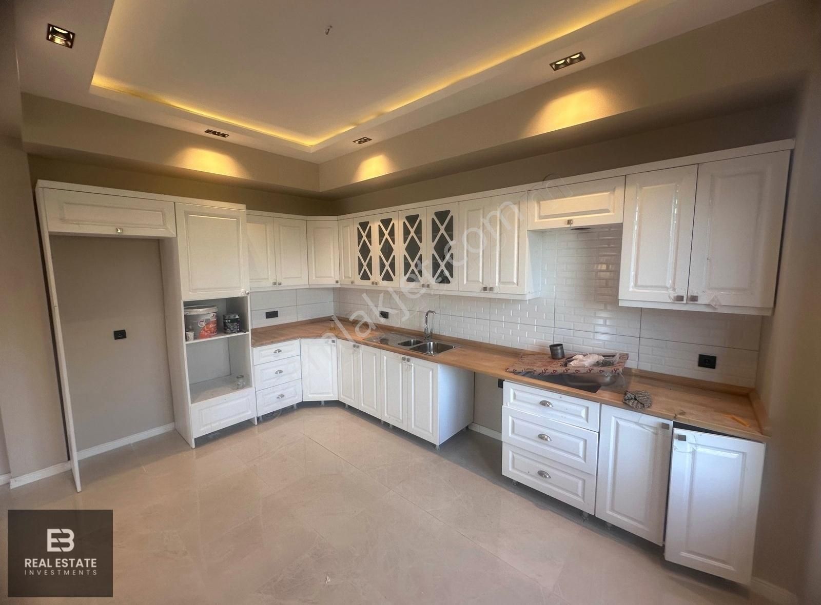 Sakarya Karasu'da 5+1 Isıtmalı Havuz Özel Tasarım Lüks Villa - Görsel 9