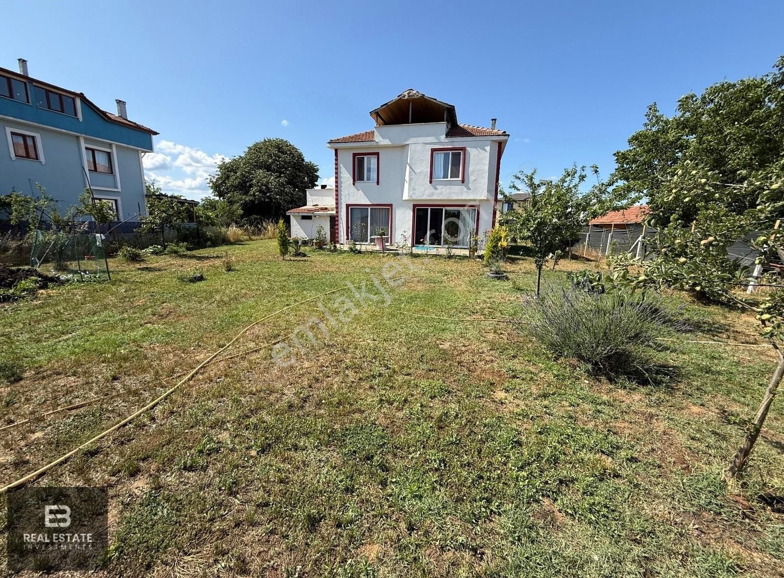 Sakarya Karasu 1.116 M2 Arsa İçinde Tam Müstakil Satılık Villa