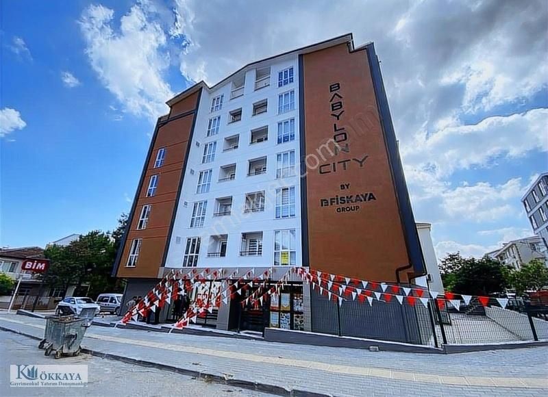 Kökkaya'dan Görükle Babylon City'de Ön Cephe 1+1 Eşyalı Satılık