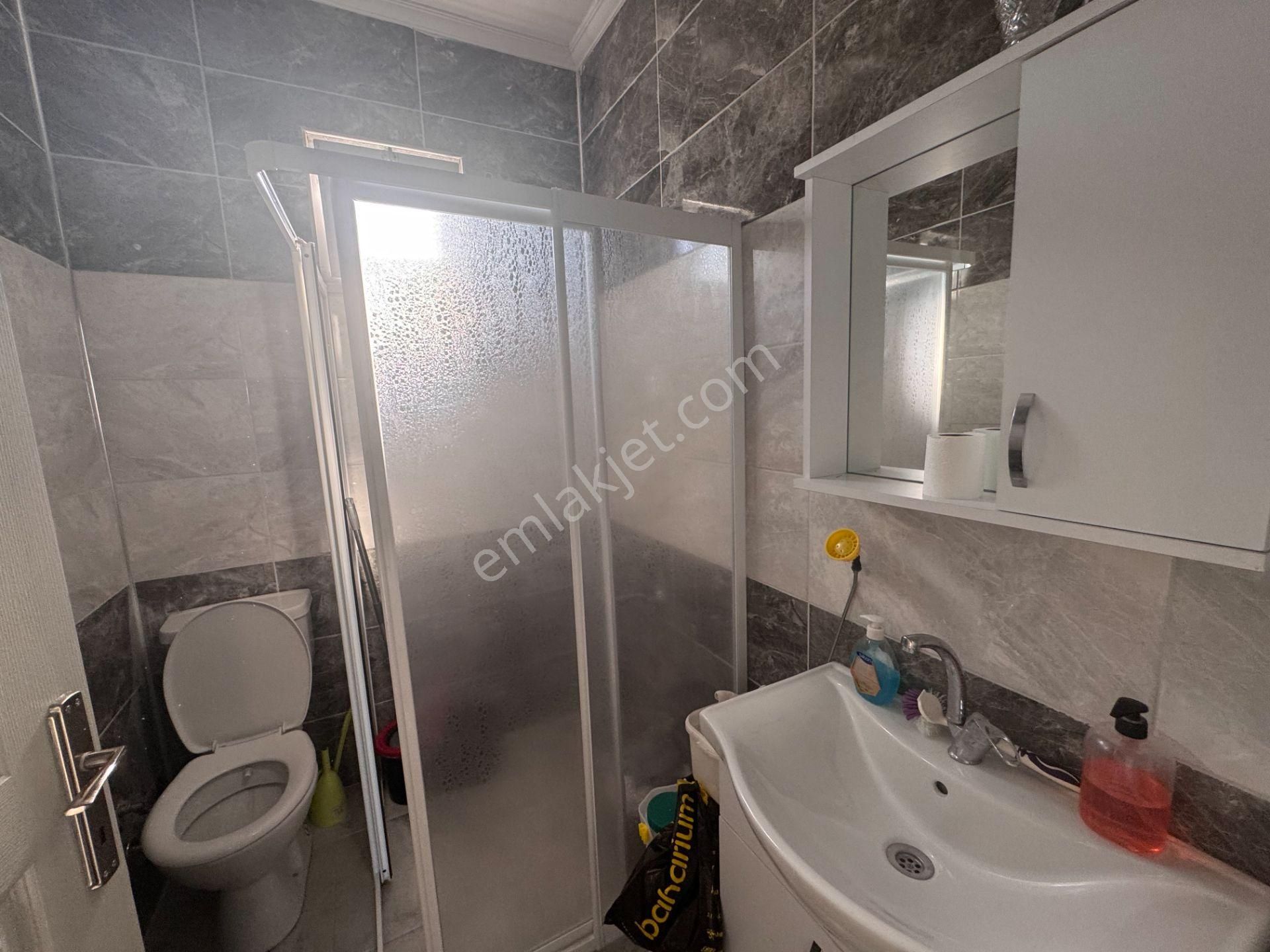 Emirseyitte Anayol Üzerinde 2945m2 İçerisinde 2+1 Evi Olan - Görsel 16