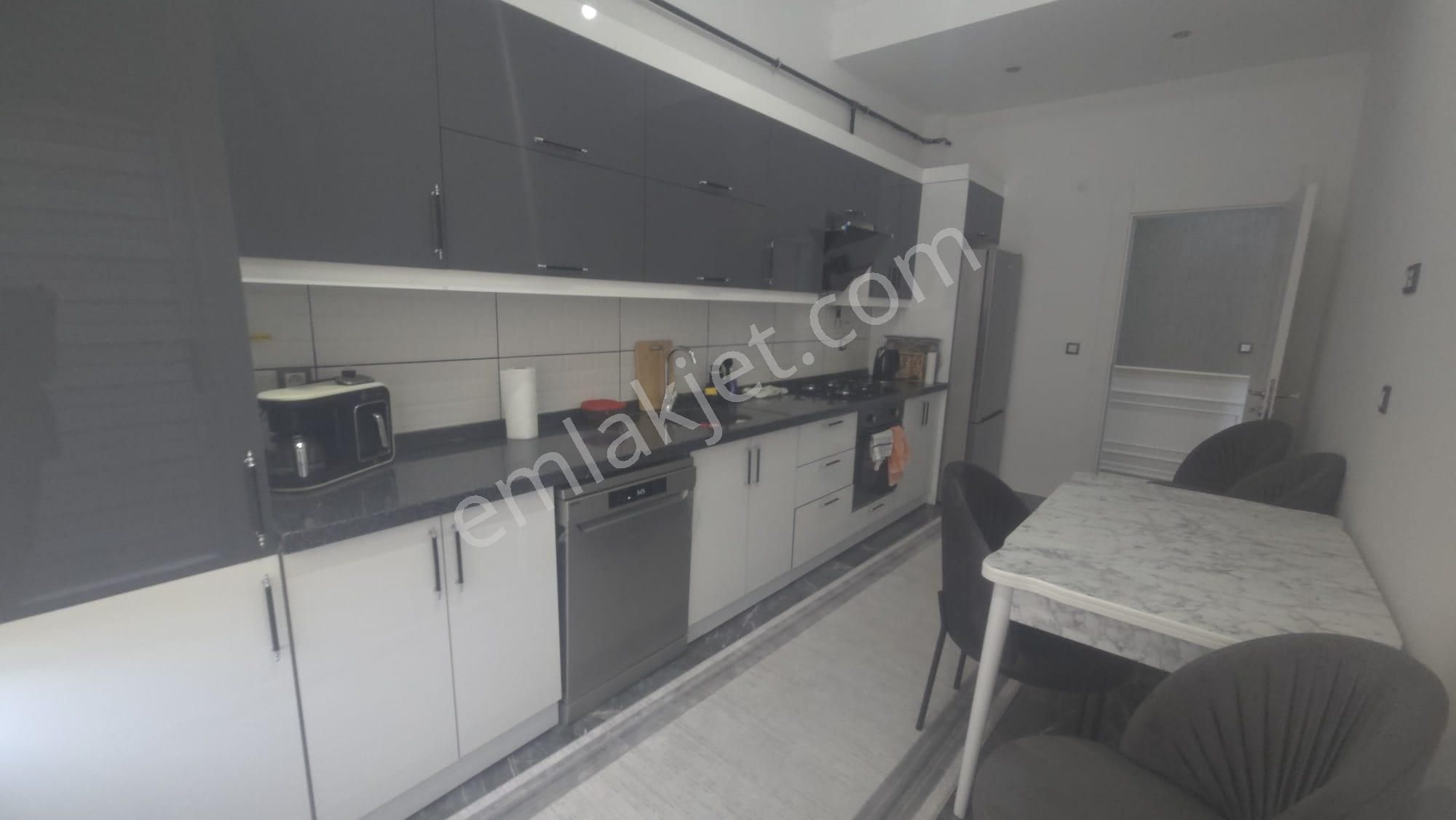 <<egeyıldız>> Acil Satılık Kadıköyde Site İçerisinde Havuzlu 2+1 Ultra Lux Daire - Görsel 22