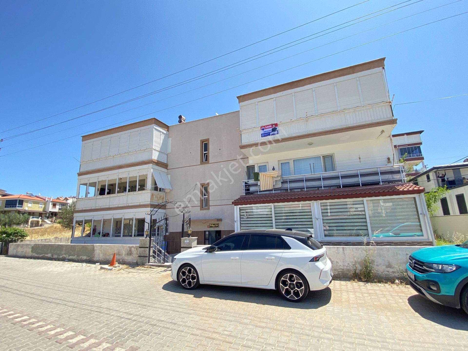 Ayvalık Sarımsaklı Fırın Bölgesinde Satılık 2+1 Eşyalı Daire