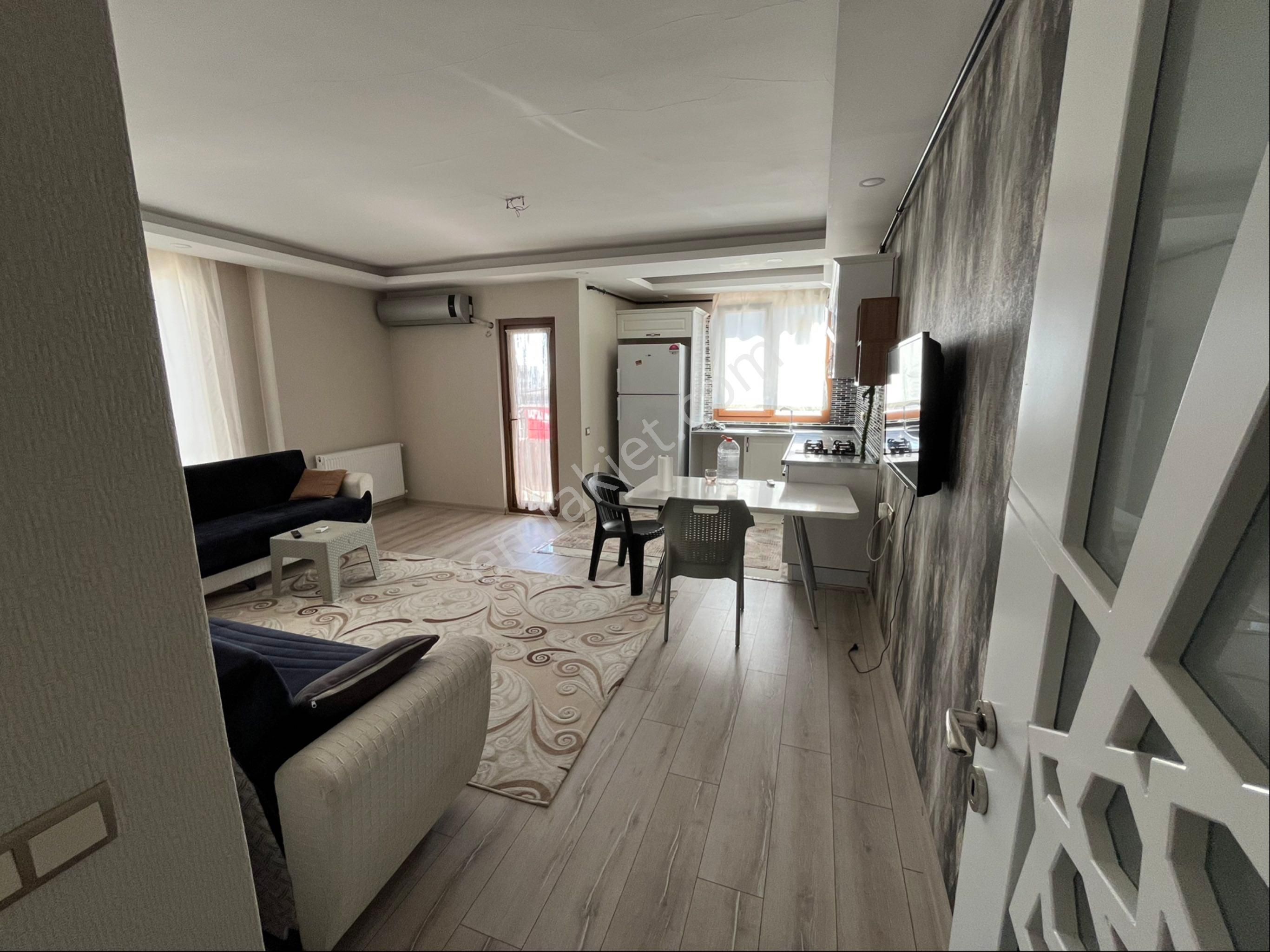 Acil Emlak Güvencesiyle Satlık 2+0 Kiralık Eşyalı Daire Doğukent