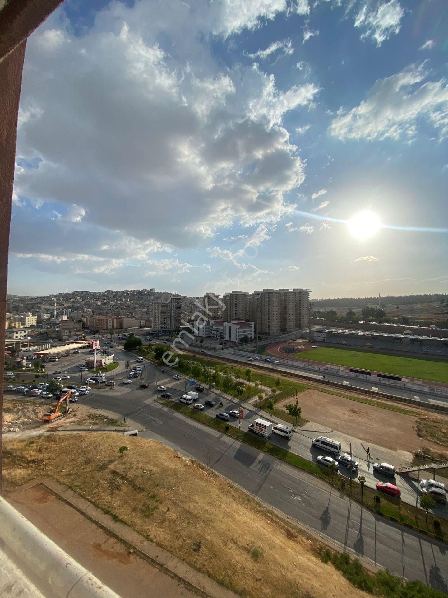 Seyrantepe Dg Blok 3+1 Manzaralı Geniş Daire
