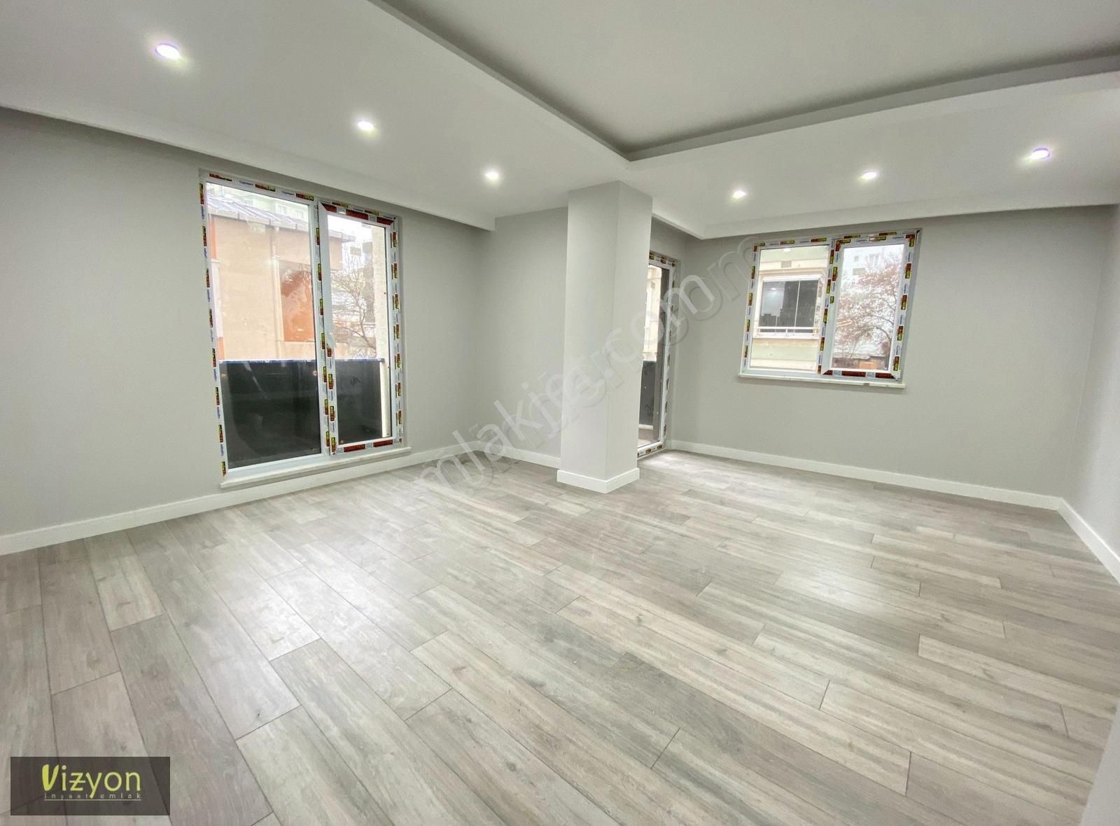 Çekmeköy Aydınlar Mahallesinde Satılık Süper Konsept 2+1 Daire