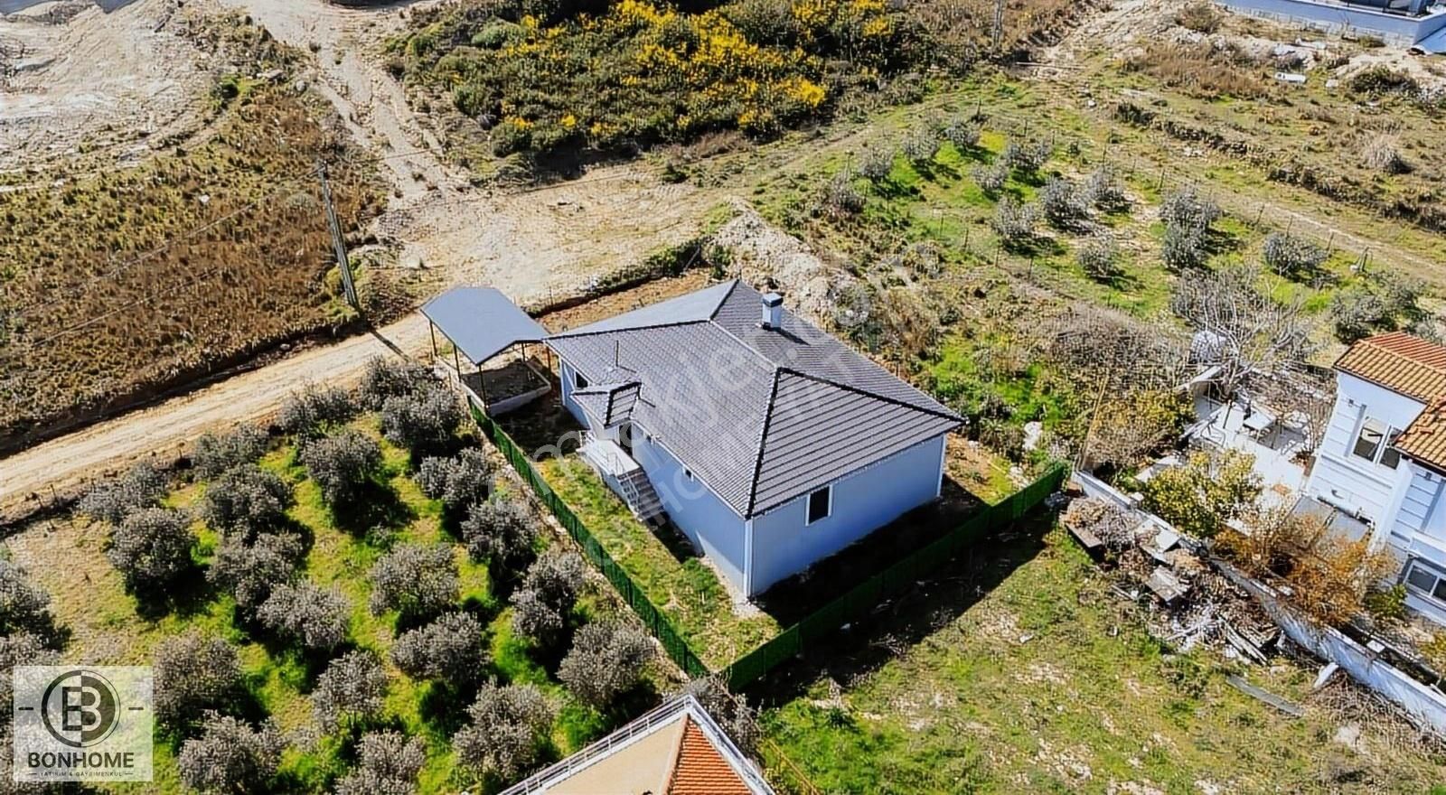 Daire Fiyatına, 460m² İmarlı Arsa Üzerinde, Müstakil Ev!