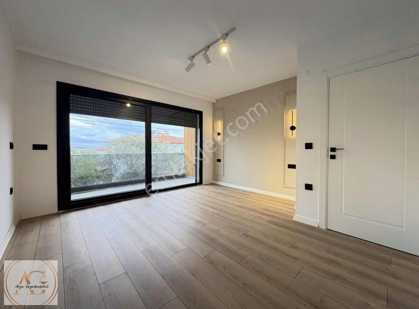 Arya'dan Güre'de 5+1 Havuzlu Saunalı Tam Bağımsız Villa - Görsel 9