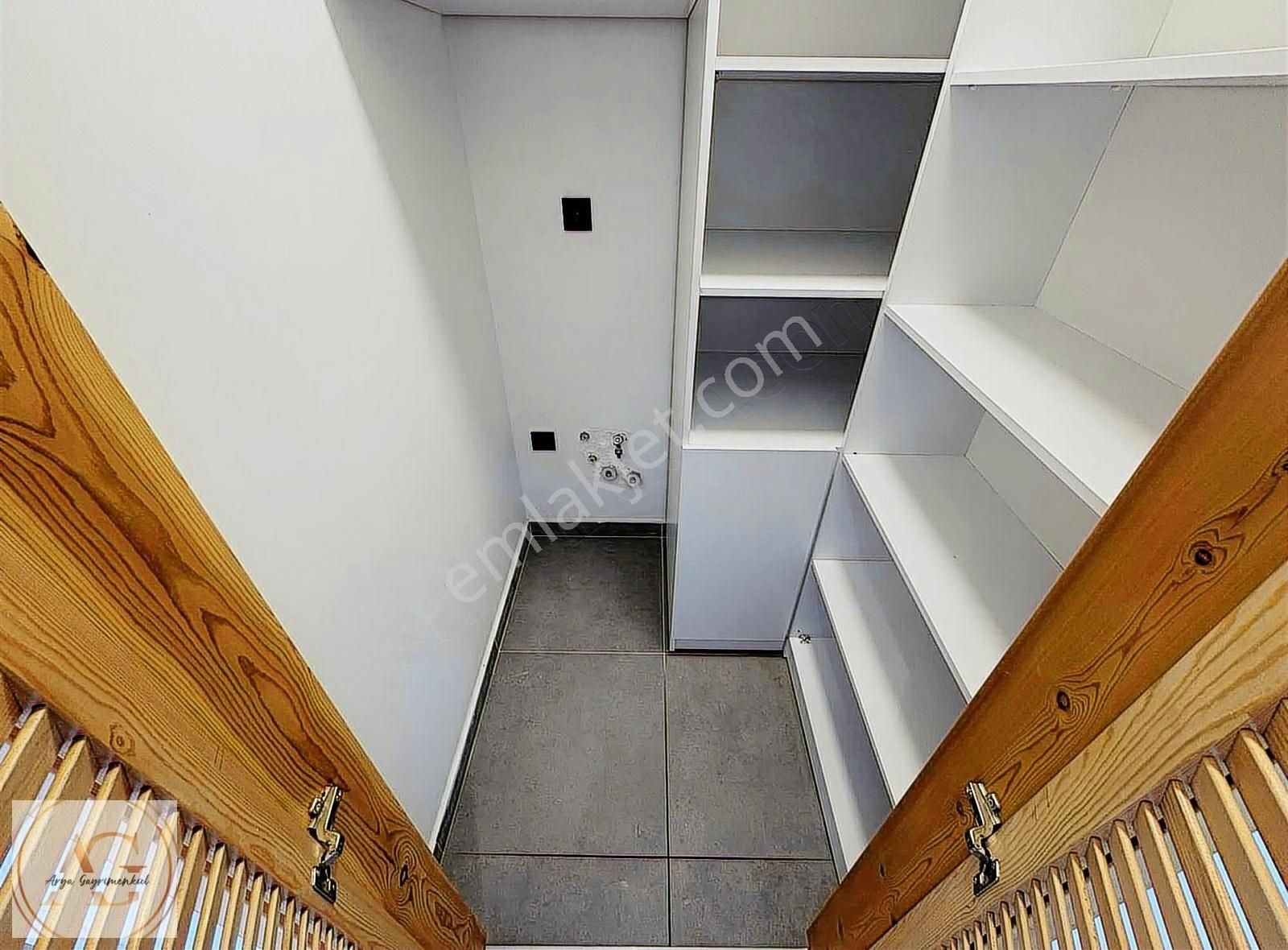 Arya'dan Güre'de 5+1 Havuzlu Saunalı Tam Bağımsız Villa - Görsel 35