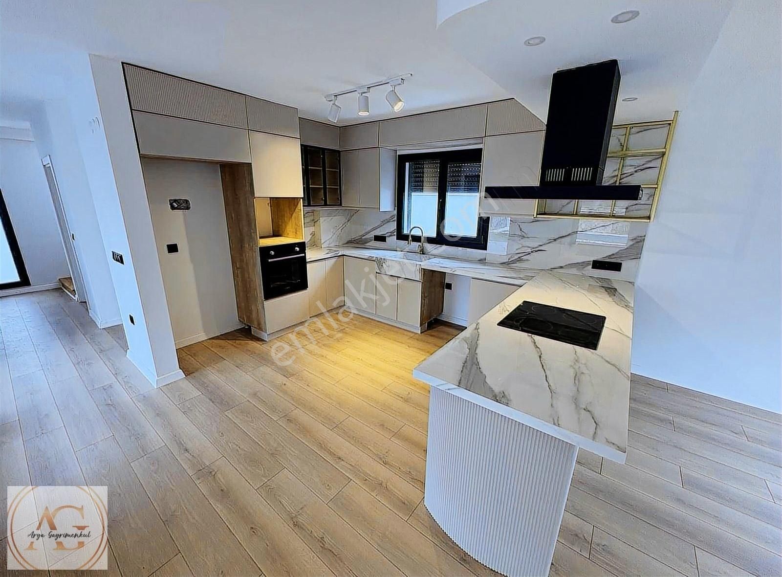 Arya'dan Güre'de 5+1 Havuzlu Saunalı Tam Bağımsız Villa - Görsel 30