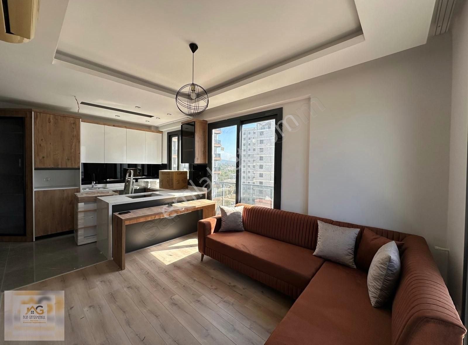 Mersin Erdemli Arpaçbahşiş Mah'de Eşyalı 1+1 Satılık Daire