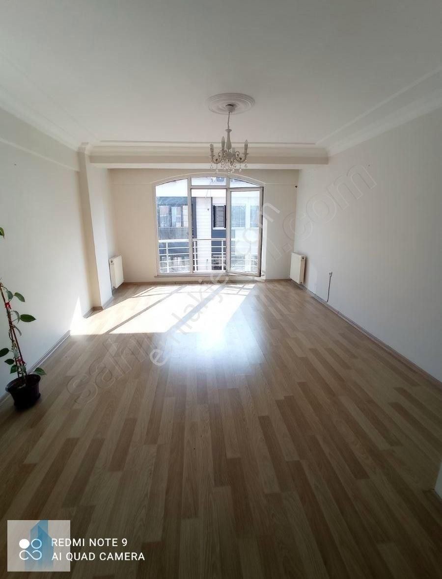 Bağcılar Çınar Da Satılık 4+2, 200 M2 Dublex Daire Metroya Yakın