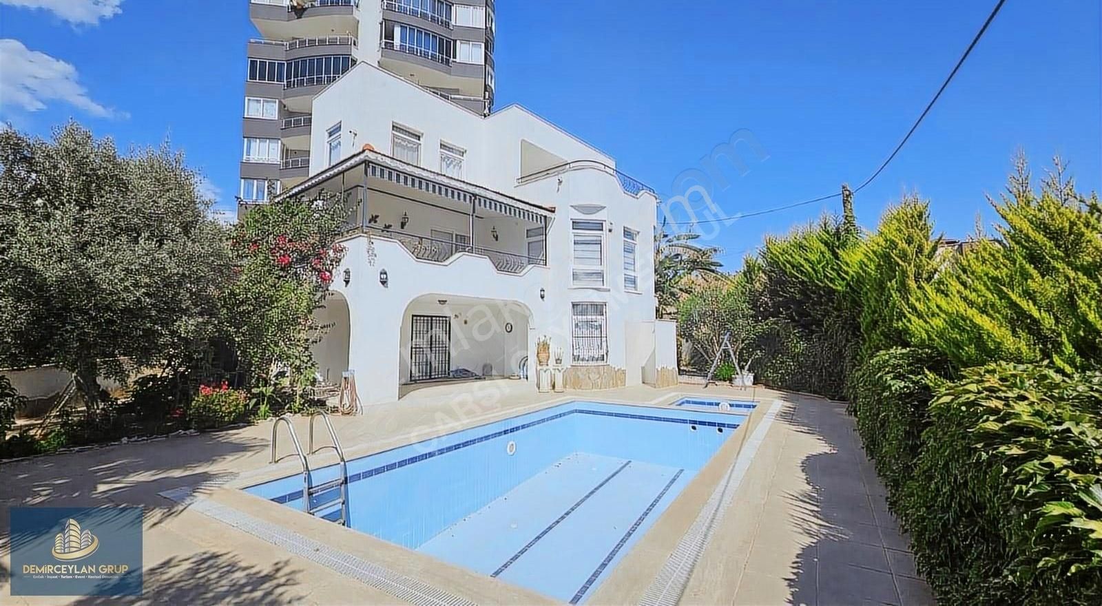 Uygun Fiyata 3 Katlı Villa