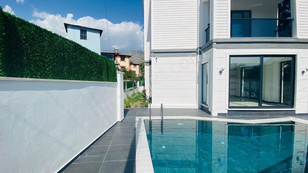 Göynükte Satılık 4+1 Müstakil Yeni Villa - Görsel 30