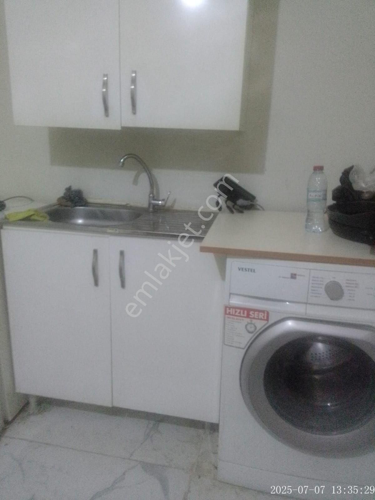 Çarşı Merkez De Eşyalı Stüdyo Daire