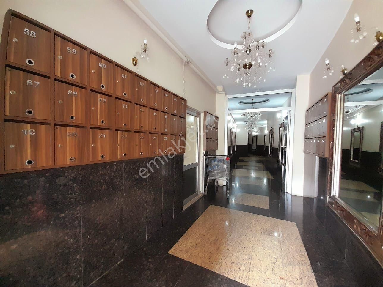 Remax Cıty'den Taşdelen Merkezde 145 M² Ebeveyn Banyolu 3+1 Lüks Daire - Görsel 22