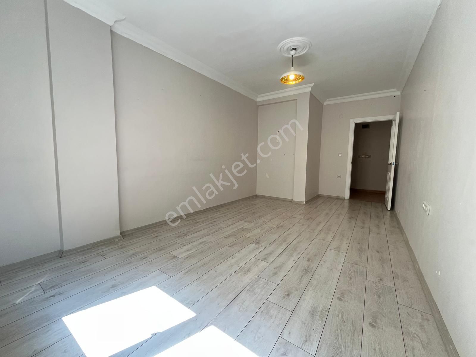 Loft'tn İnönü Mh 2+1 85m2 Balkonlu İskanlı Satılık Yüksek Giriş Daire