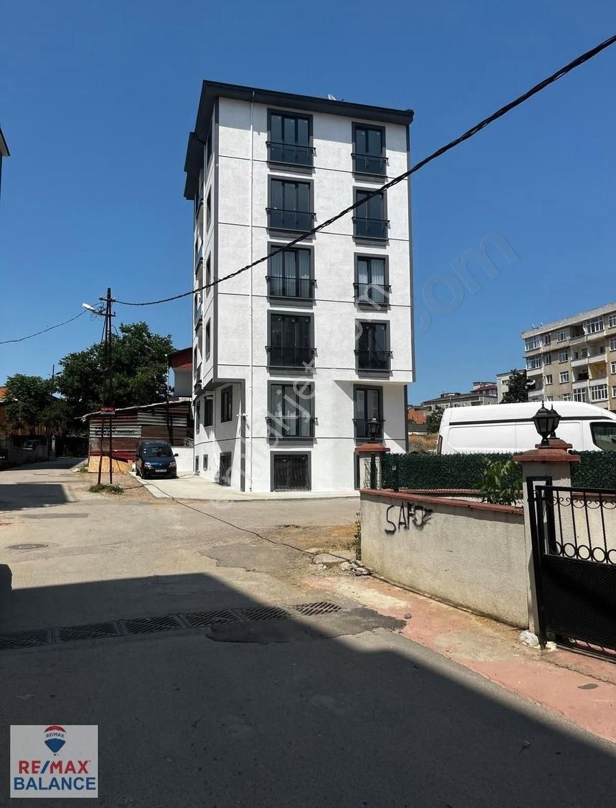 Pendik Kavakpınar'da Kiralık 1+1 Sıfır Daire
