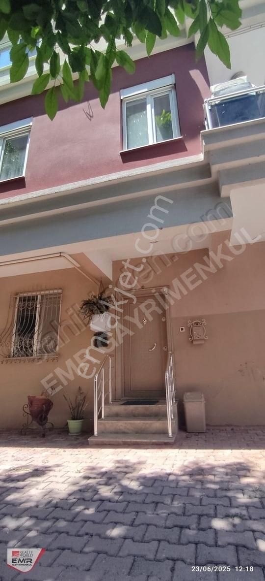 Meydankavağında Site İçerisinde Kiralık 2+1 Daire