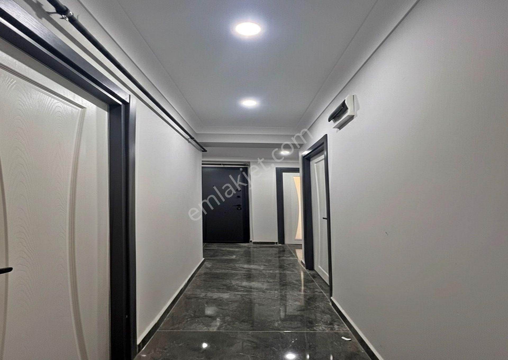 Asya İnşaat'tan Geniş M2 3+1 Metrobüse 8dk Acil Satılık Daire - Görsel 11