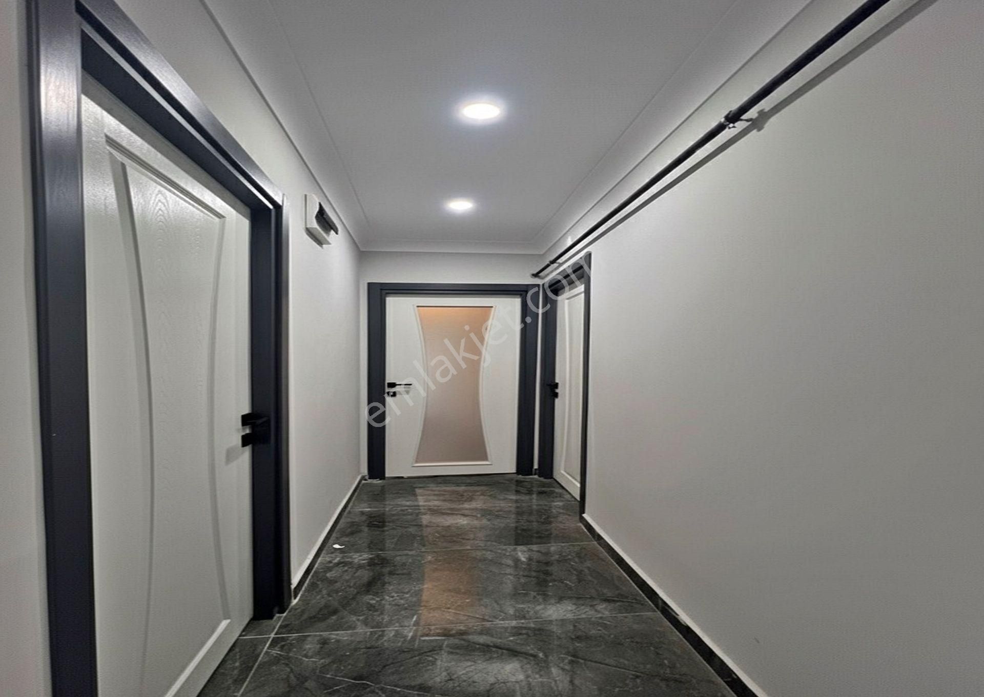 Asya İnşaat'tan Geniş M2 3+1 Metrobüse 8dk Acil Satılık Daire - Görsel 21