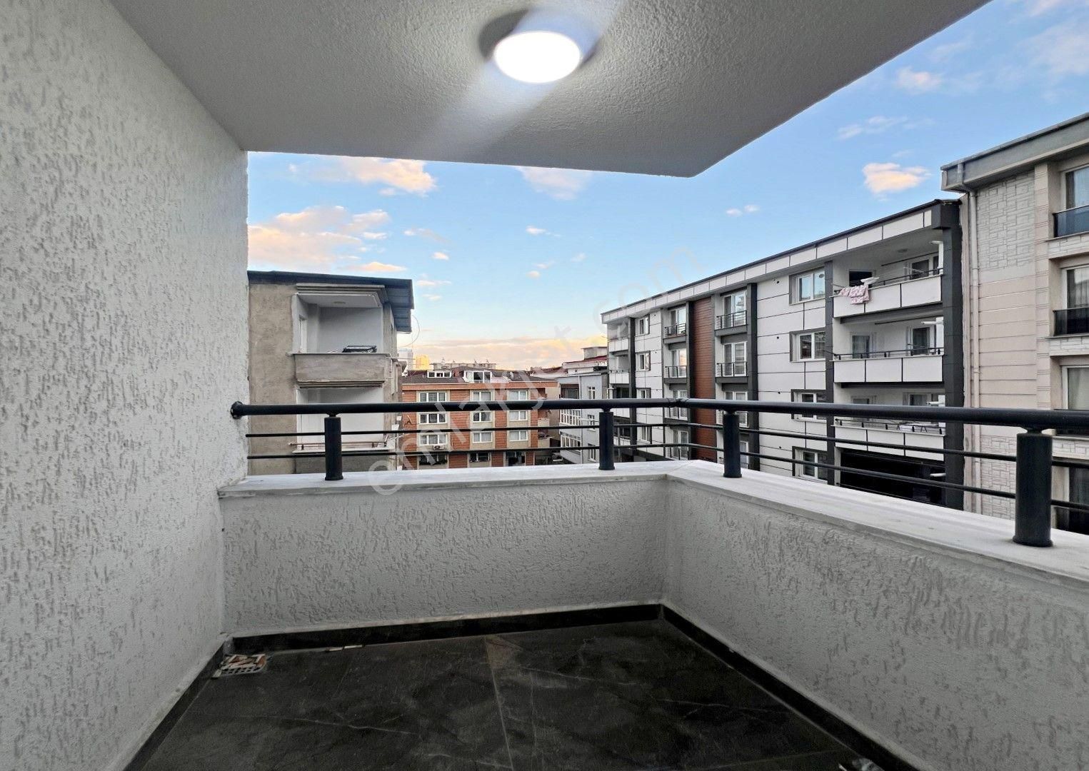 Asya İnşaat'tan Geniş M2 3+1 Metrobüse 8dk Acil Satılık Daire - Görsel 7