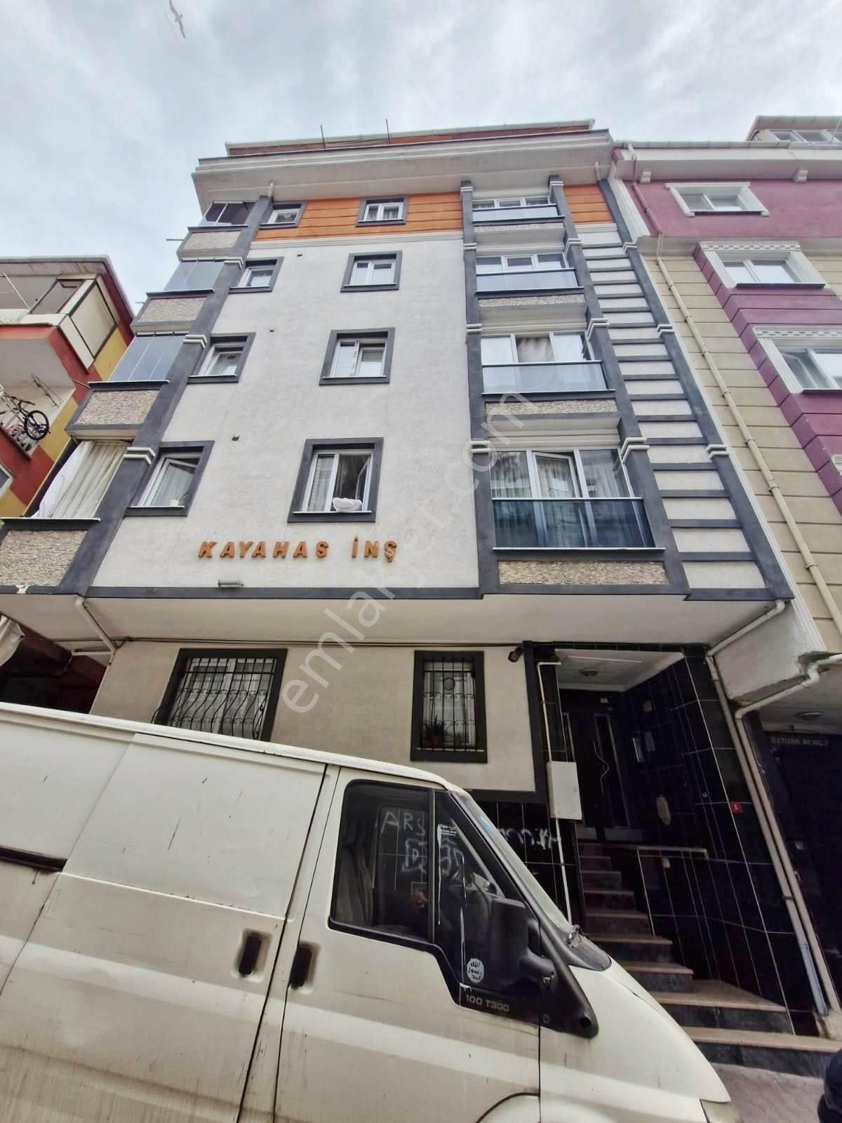 Fatih Emlak Tan 3 Kat 2+1 4 Yıllık Bahçelievler Devlet Hastanesi Yakını