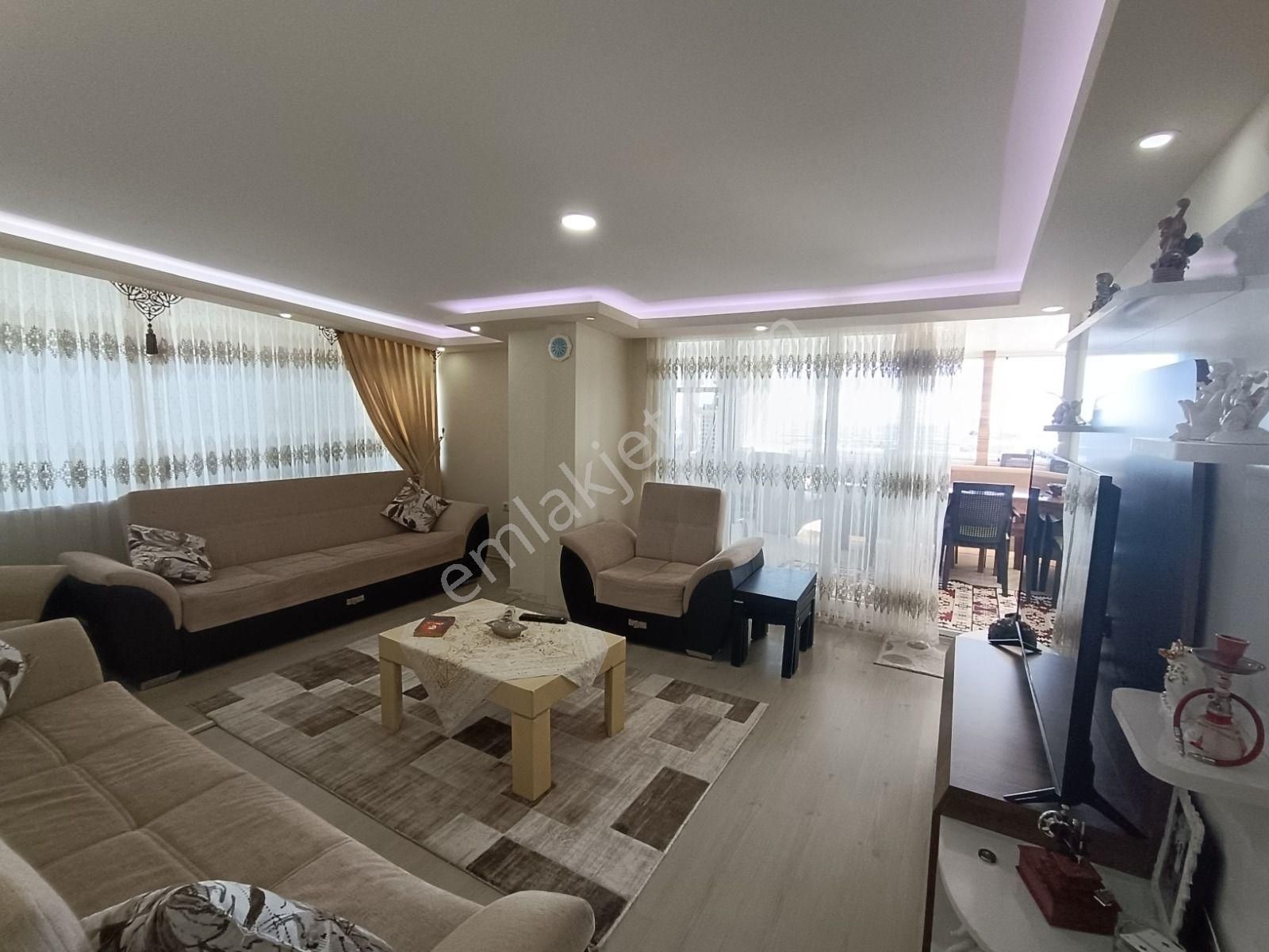 Yeni Mah. Pınar Cad. Asansörlü 3+1 Ayrı Mutfak Yaz Kış Sürekli Kiralık Daire