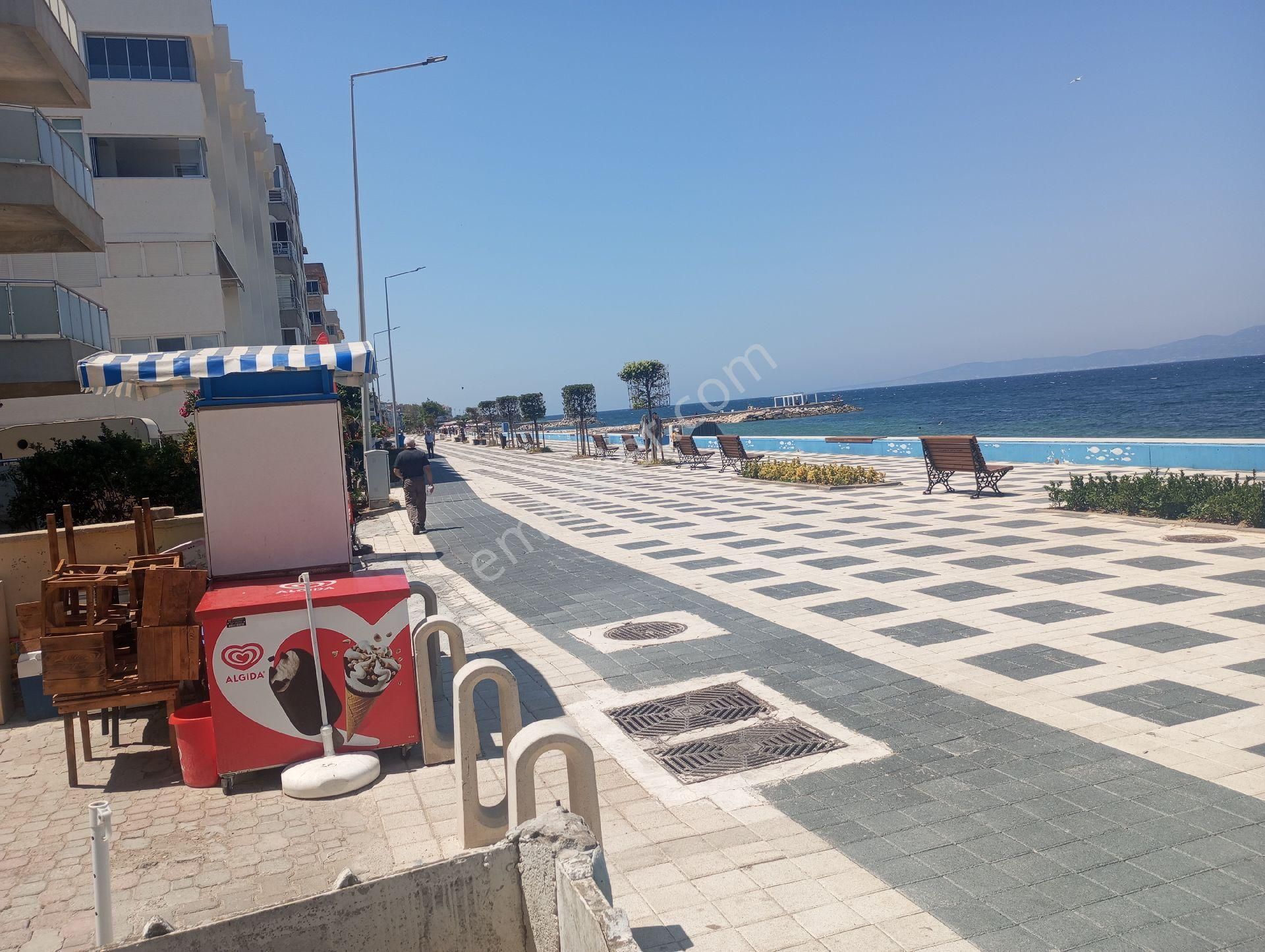 Güzelyalı Yalı Mahallesi'nde Denize Sıfır 2+1 - Görsel 8