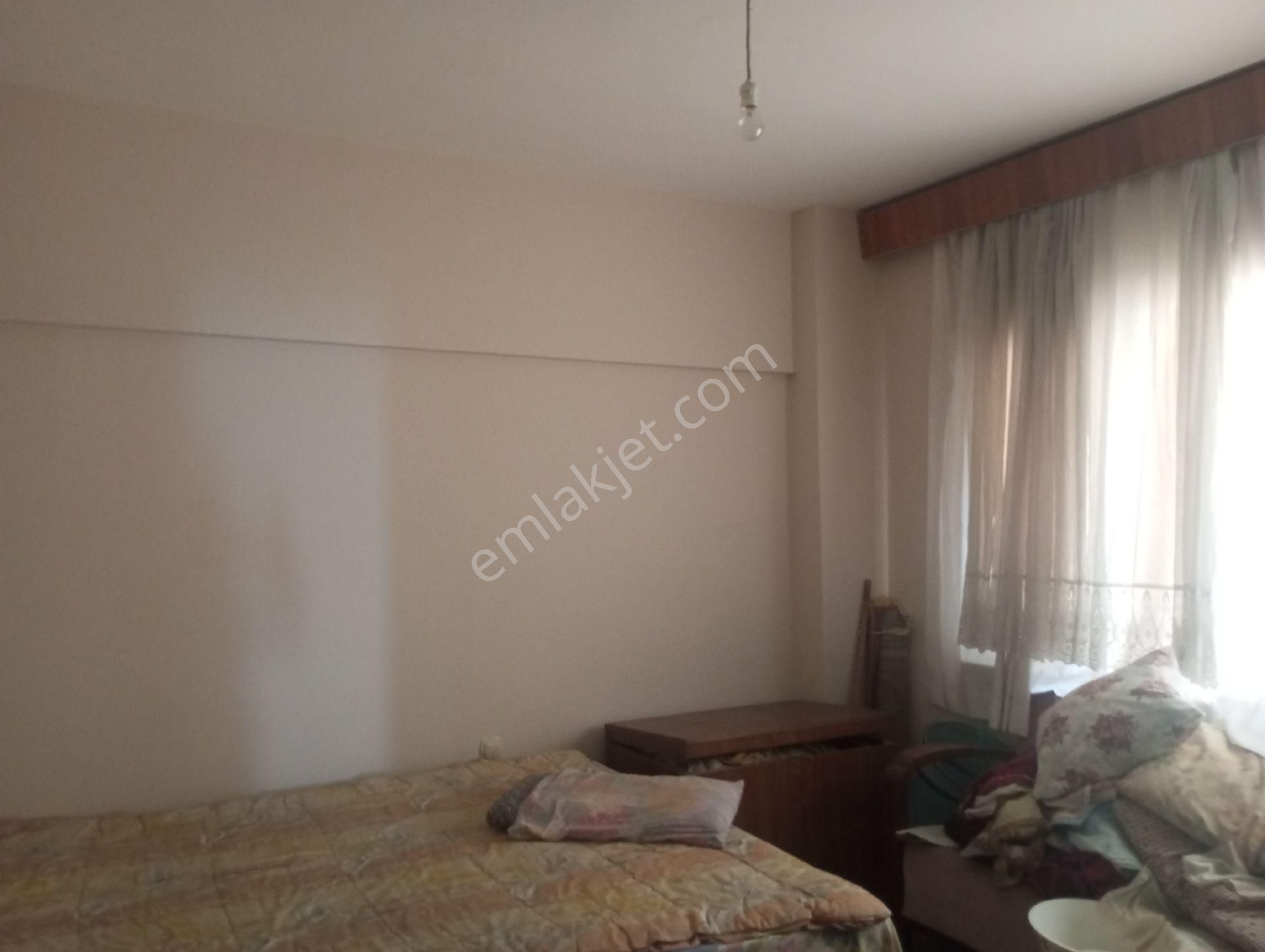 Güzelyalı Yalı Mahallesi'nde Denize Sıfır 2+1 - Görsel 17