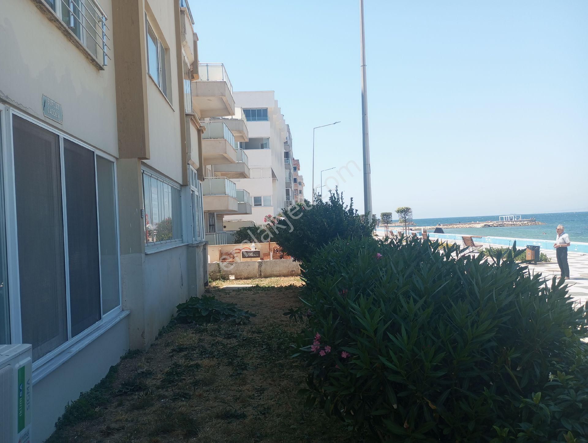Güzelyalı Yalı Mahallesi'nde Denize Sıfır 2+1 - Görsel 11
