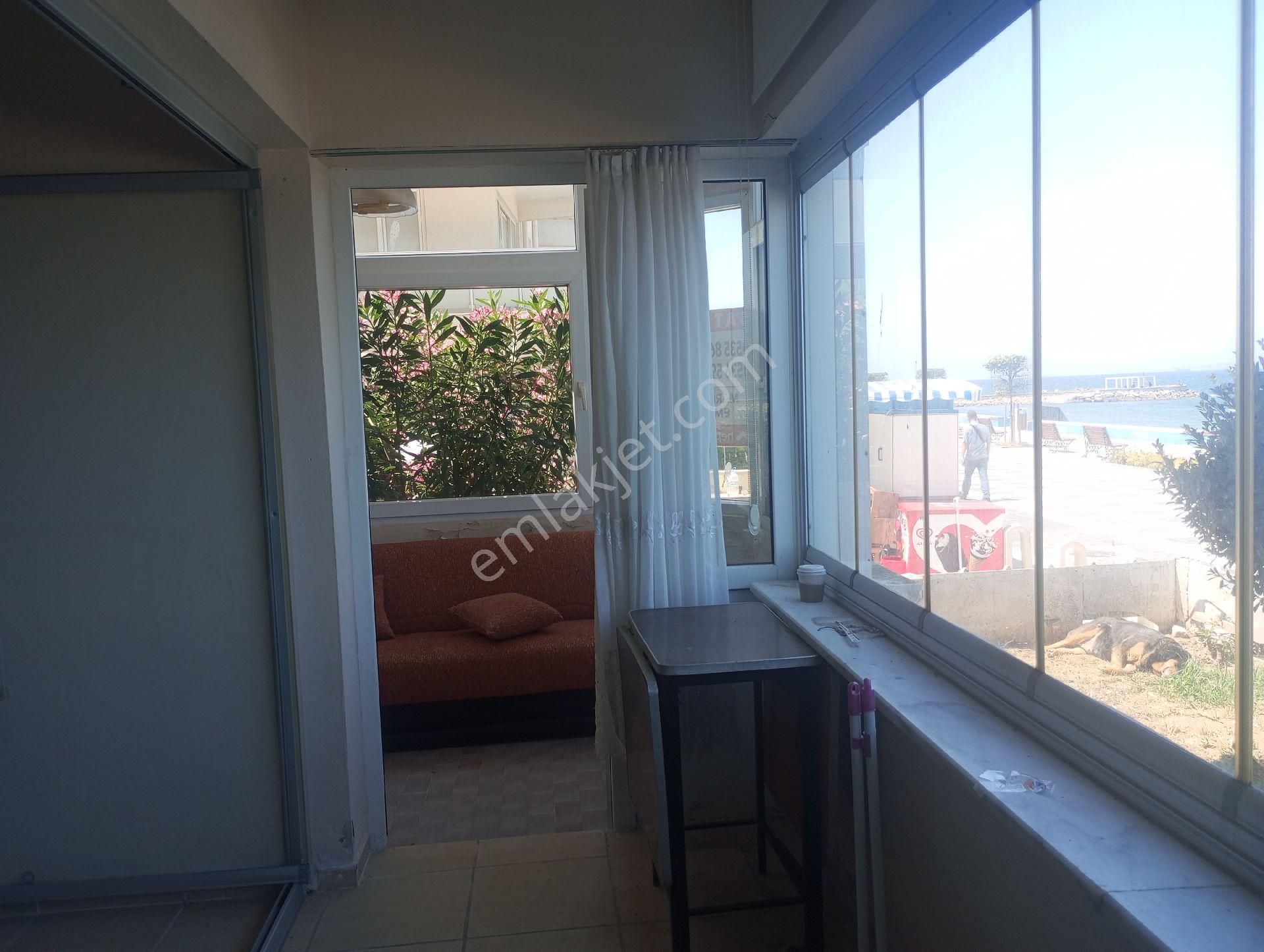 Güzelyalı Yalı Mahallesi'nde Denize Sıfır 2+1 - Görsel 24