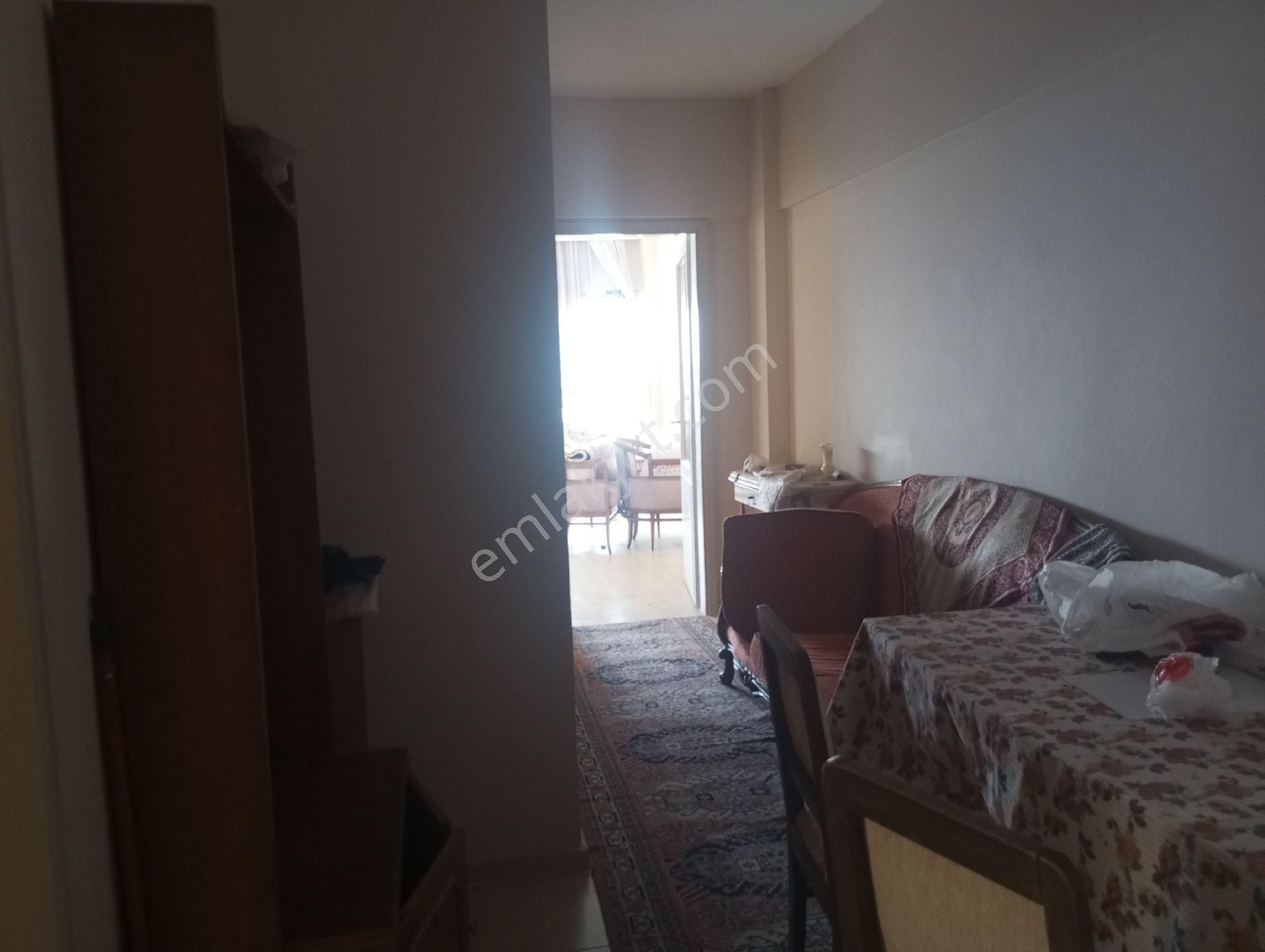 Güzelyalı Yalı Mahallesi'nde Denize Sıfır 2+1 - Görsel 13