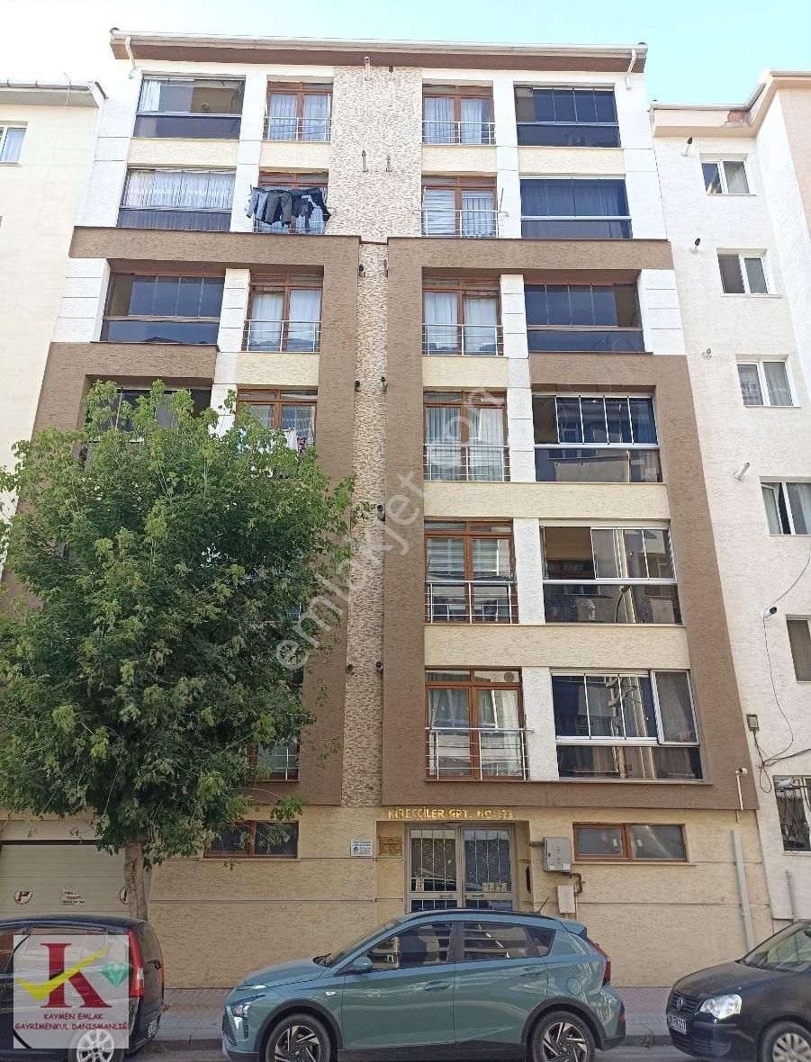 Kaymen Emlak Kırım Cd 3+1 135 M2 Arakat Asansör Ebeveyn B. Yeni