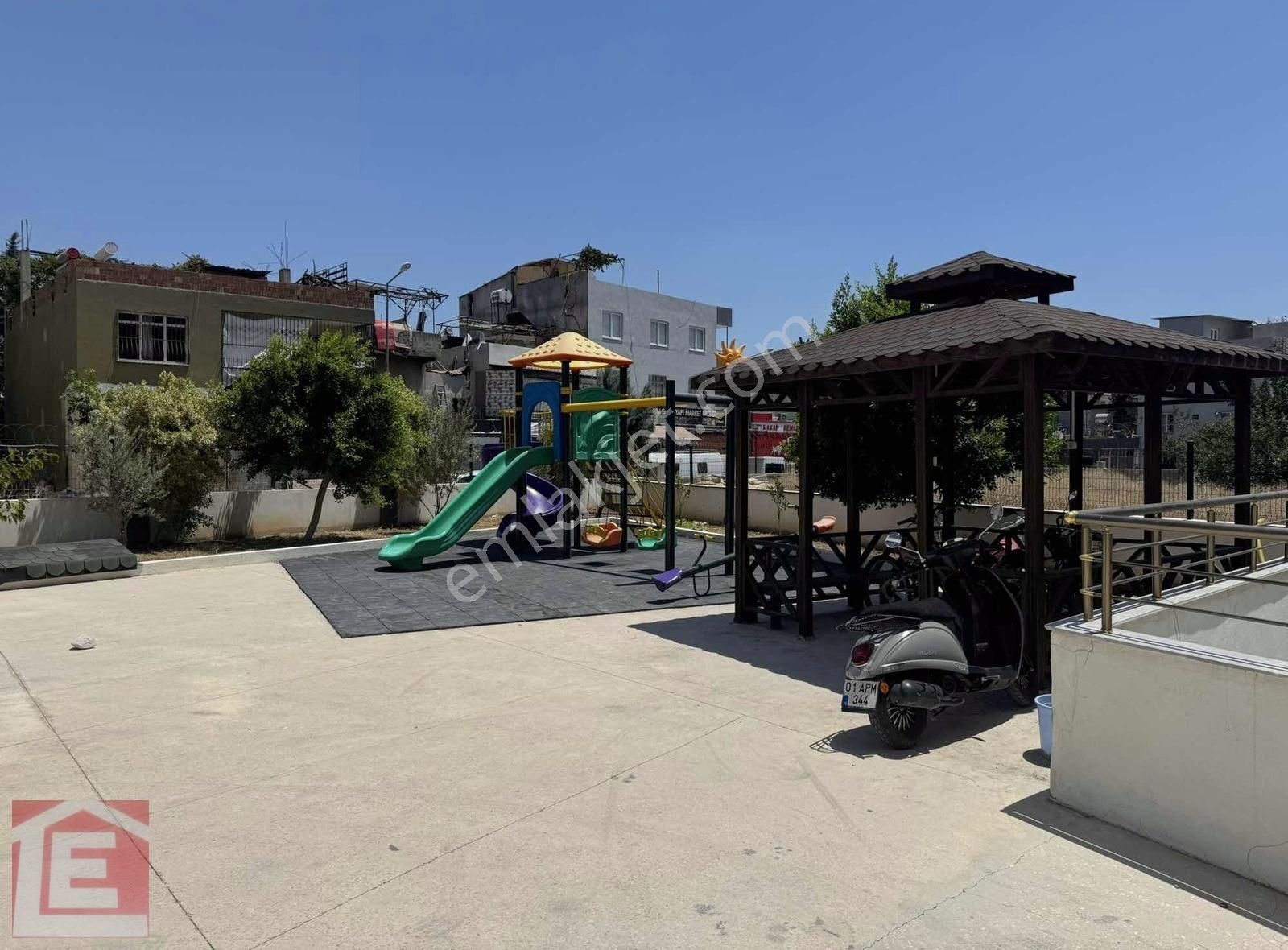Lider'den Hasarsız K.otoparklı 4 Yaşında Cep Mutfaklı Şık Daire