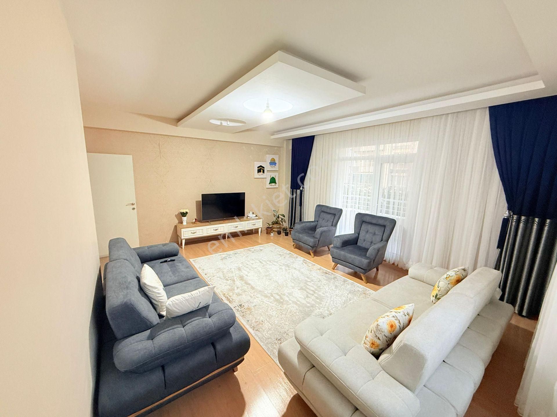 Ahmet Kaya Caddesi Civarı 3+1 Satılık Fırsat Daire