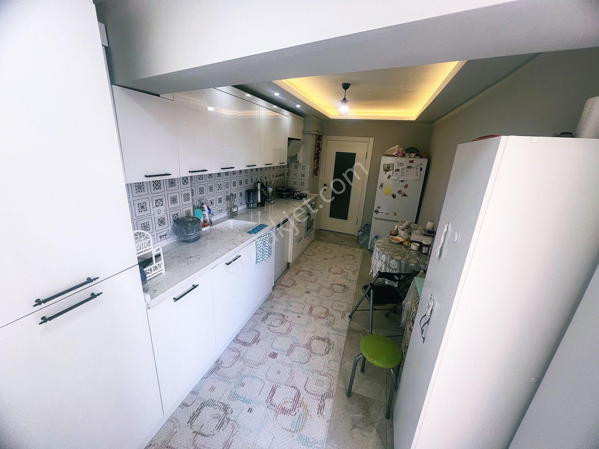 Cihandan Çiğdemtepede Sellim Cadde Yak Satlık Ful Yapılı 3,5+1 - Görsel 7