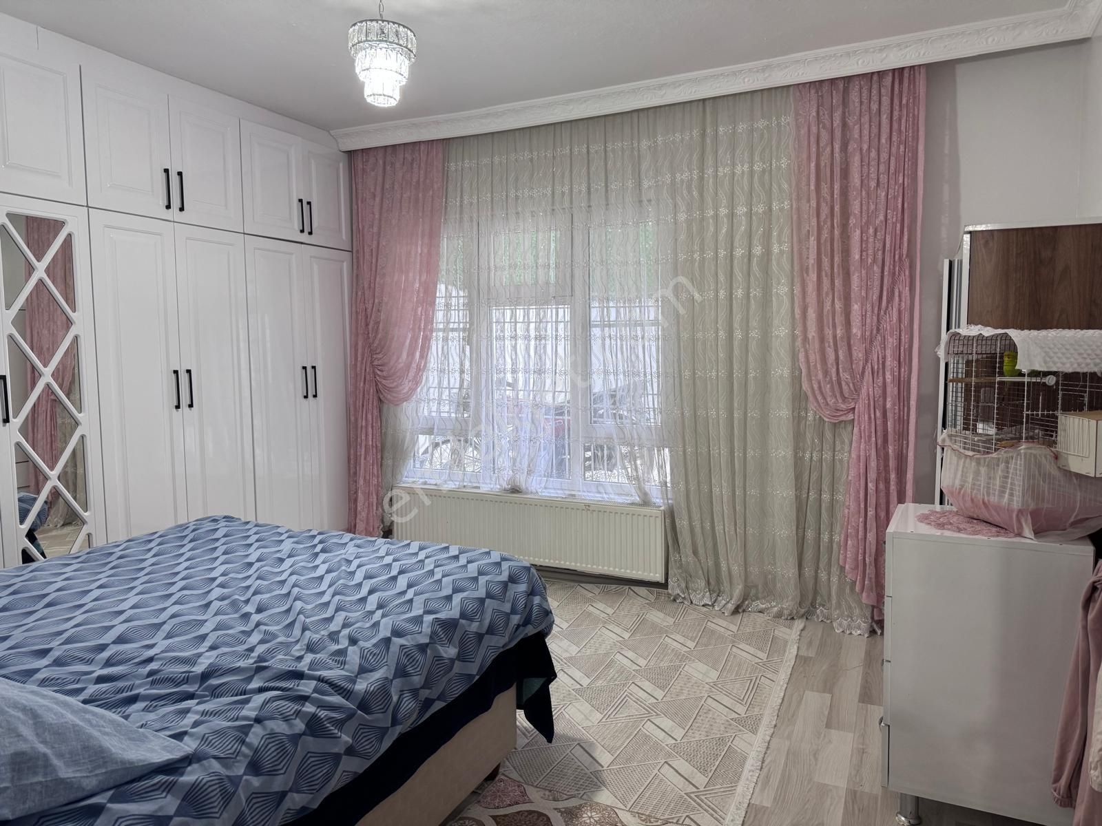 Aşina Gayrimenkul'dan 60. Yıl Mahallesin'de 190 M2 Satılık Mustakil Ev - Görsel 9