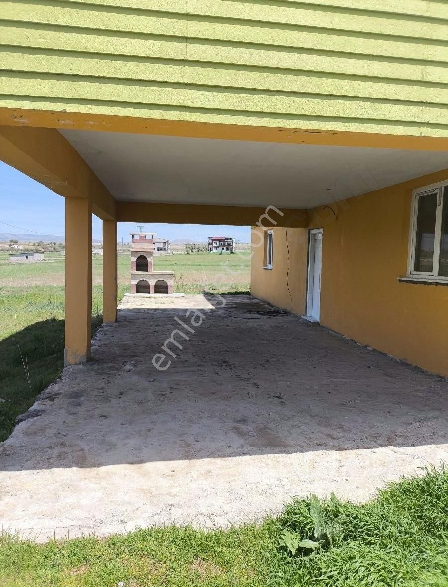 Başakpınarda 1600m2 Parsel İçinde 2 Katlı 360m2 Villa - Görsel 2