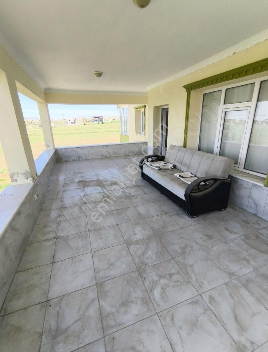 Başakpınarda 1600m2 Parsel İçinde 2 Katlı 360m2 Villa - Görsel 10