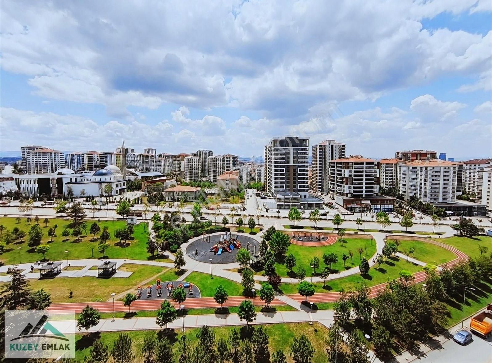 Kuzey Emlak'tan Harika Manzaralı Geniş Ve Konforlu 4+1 Satılık