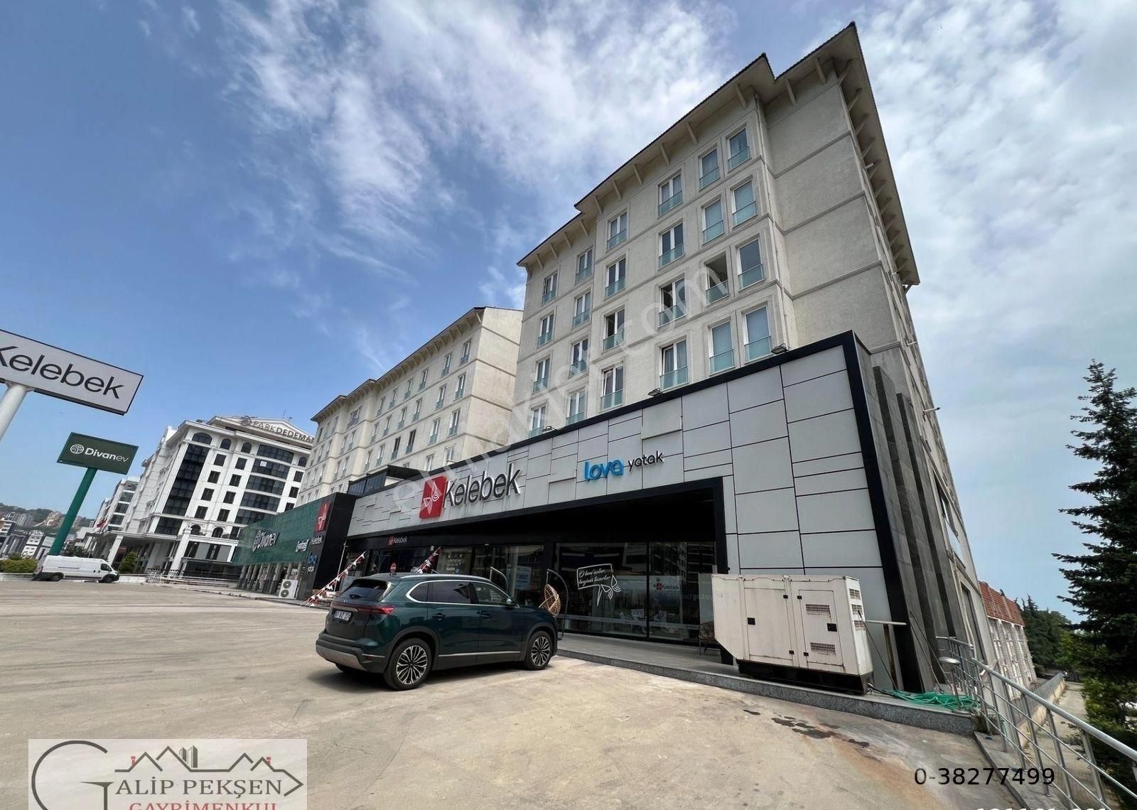 Trabzon Kaşüstü Akasya Sitesi Anayol Üzeri 4+1 Daire