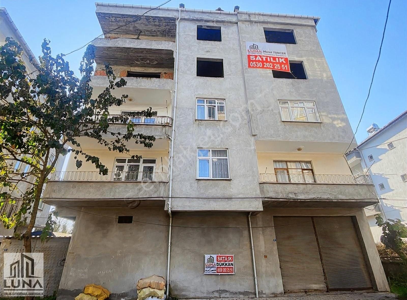 Luna Dan Satılık Komple Bina Ve Dükkan....!